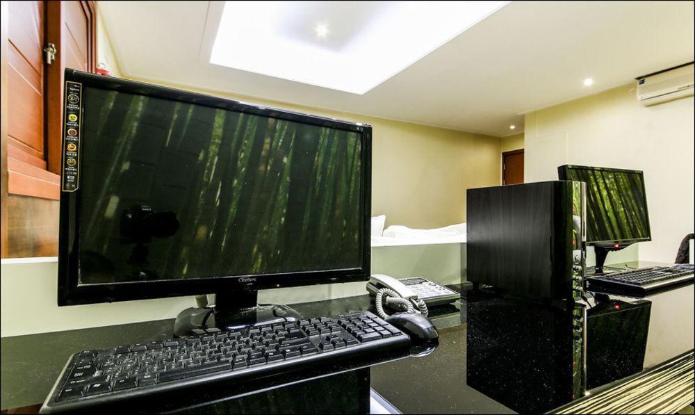 Nice Hotel Uijeongbu Extérieur photo