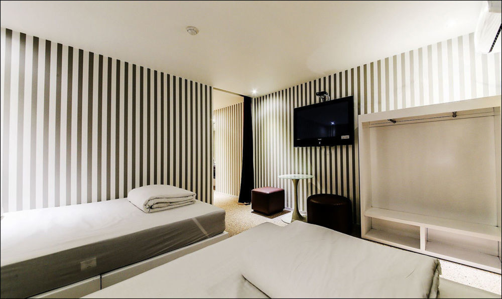 Nice Hotel Uijeongbu Extérieur photo