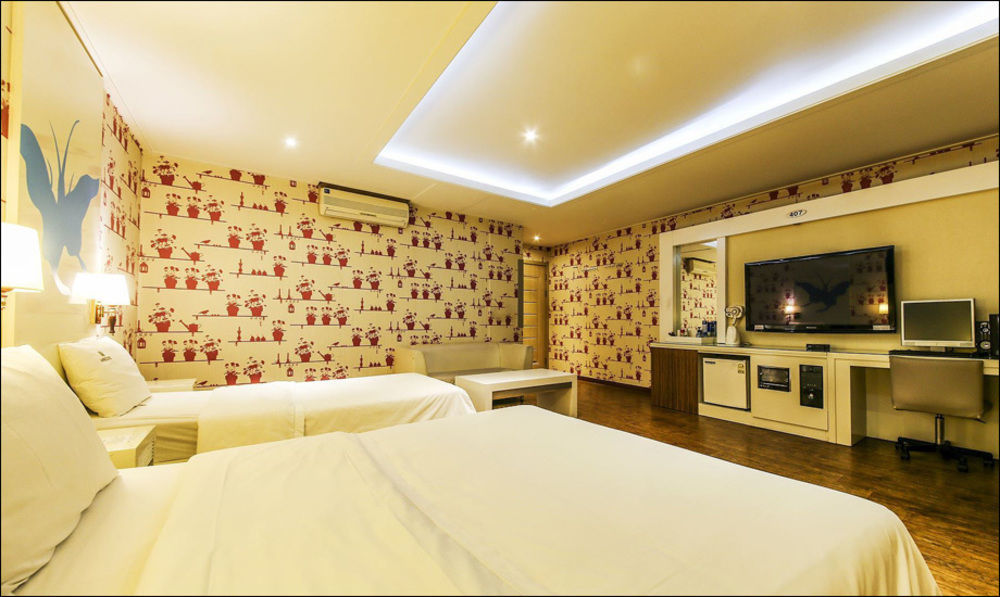Nice Hotel Uijeongbu Extérieur photo
