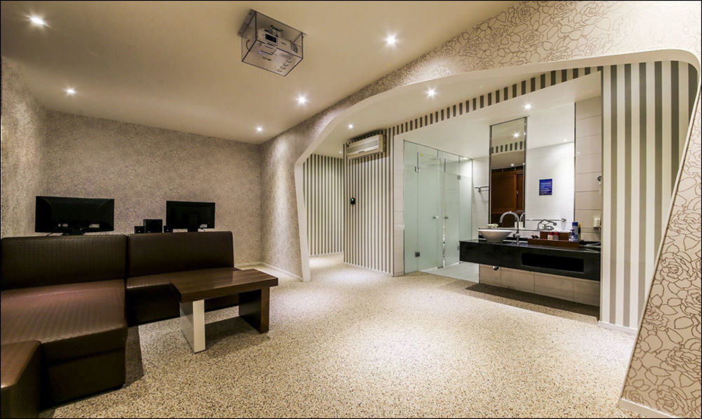 Nice Hotel Uijeongbu Extérieur photo