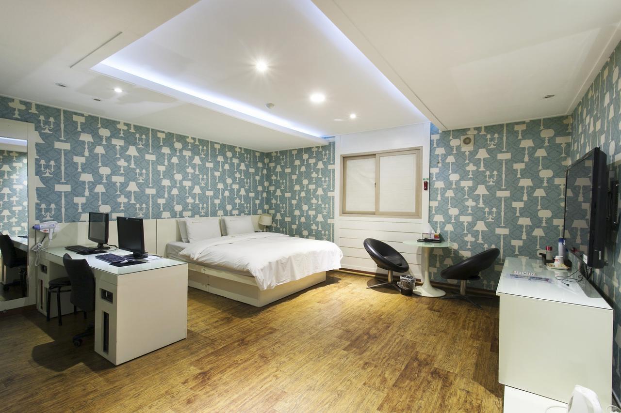 Nice Hotel Uijeongbu Extérieur photo