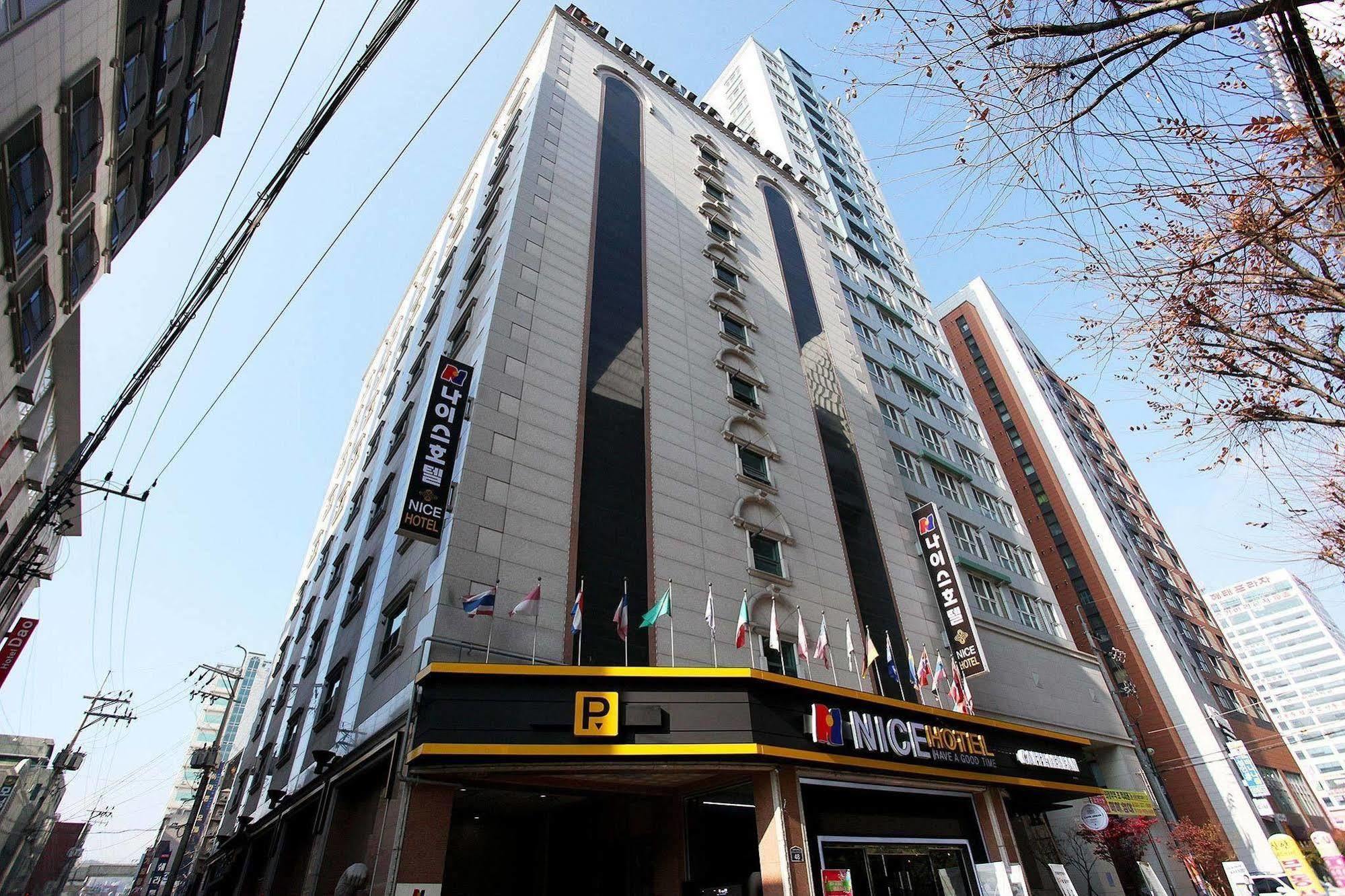 Nice Hotel Uijeongbu Extérieur photo